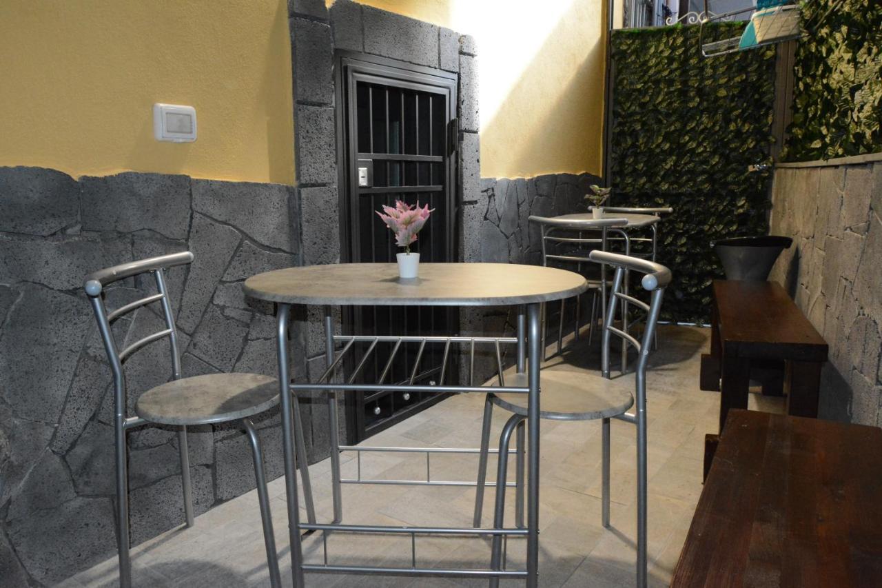 Aitho Apartment 45 Katania Zewnętrze zdjęcie
