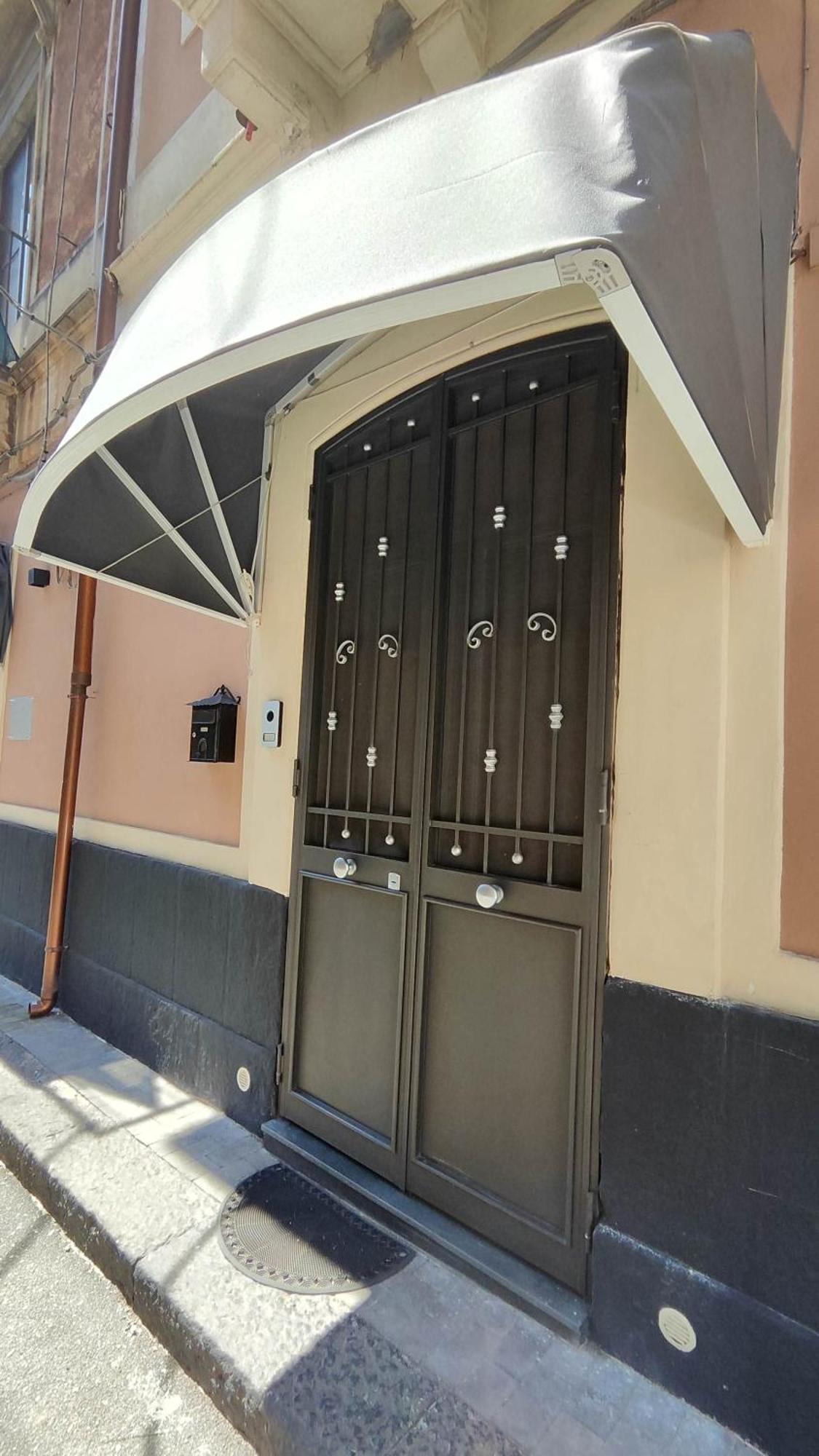 Aitho Apartment 45 Katania Zewnętrze zdjęcie